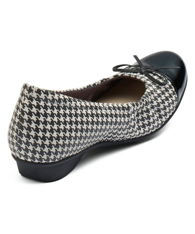 ASICS WALKING ペダラ レディース 2E 2.0cmヒール ホワイト系