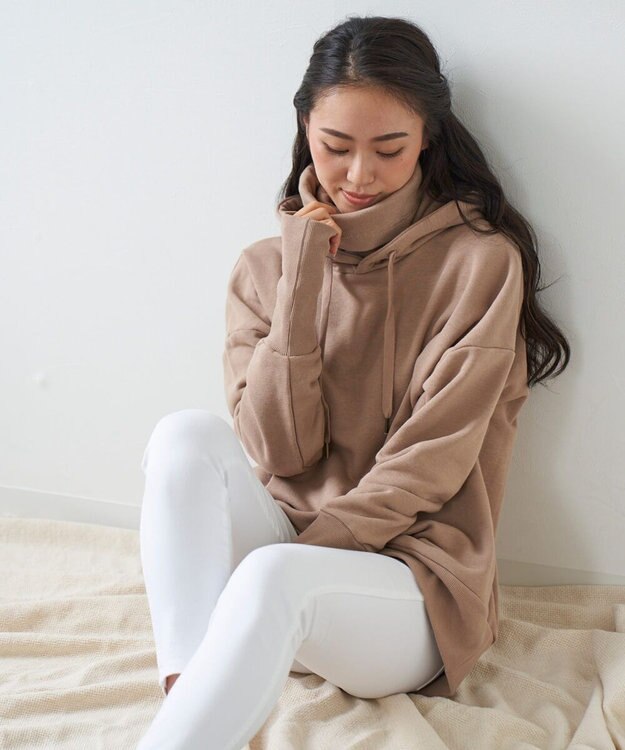 OP／FILA 【OP】ネックウォーマー付き裏毛パーカー ベージュ