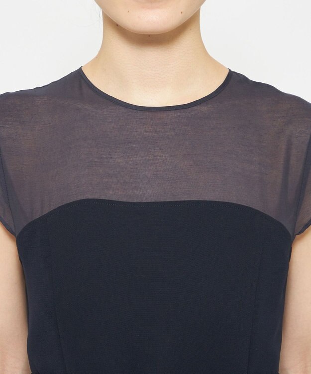 uncrave ウォッシャブルダブルクロス ビスチェブラウス(フレンチスリーブ) ネイビー