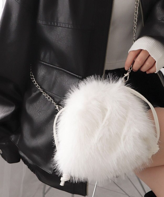 WEGO ファー巾着チェーンショルダー ホワイト