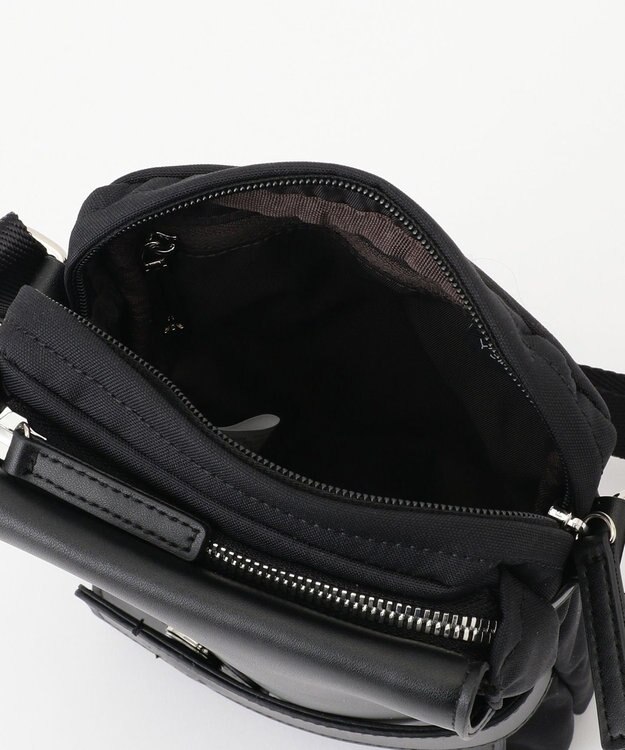 Y'SACCS ベルトスクエアミニマムショルダーバッグ ブラック