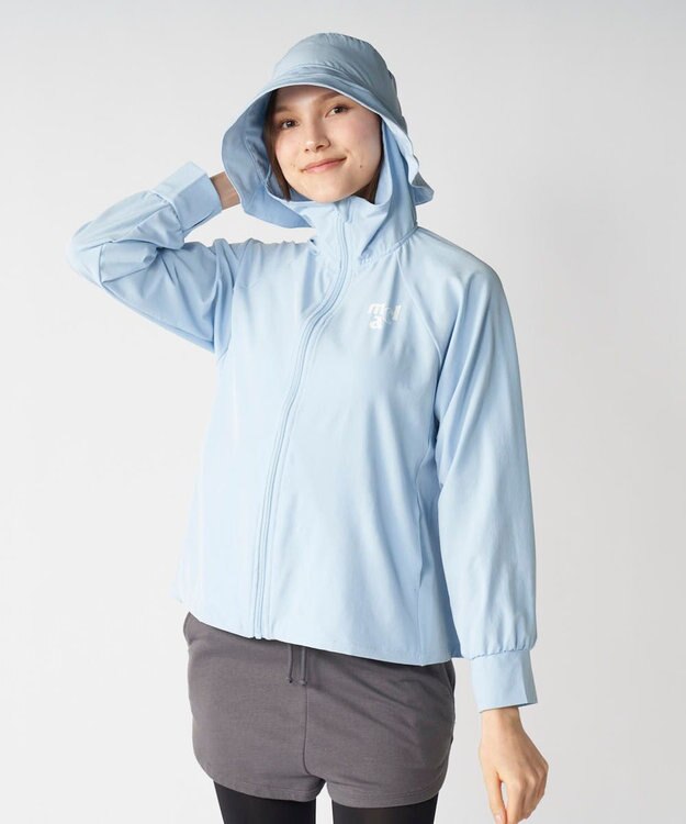 OP／FILA 【marie claire SPORT】帽子付きUVジャケット ライトブルー