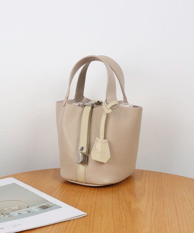 style code 【PADMA/パドマ】 キーチャーム付 本革ミニトートバッグ アイボリー