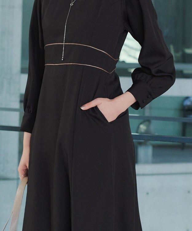 Tiaclasse L パイピングフレアワンピース ブラック