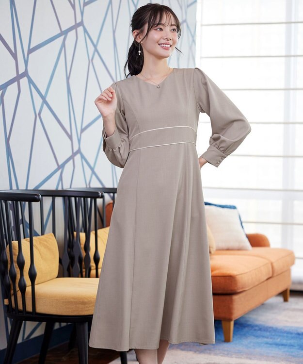 Tiaclasse L パイピングフレアワンピース ベージュ