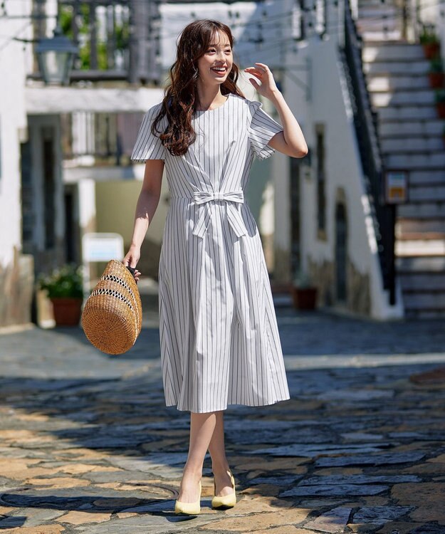 Tiaclasse 【洗える】ストライプアシンメトリーリボンワンピース オフ
