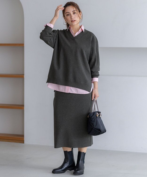 23区 L 【Lサイズ限定/洗える】ヴィスコースストレッチ Ｖネック ニット グレー系