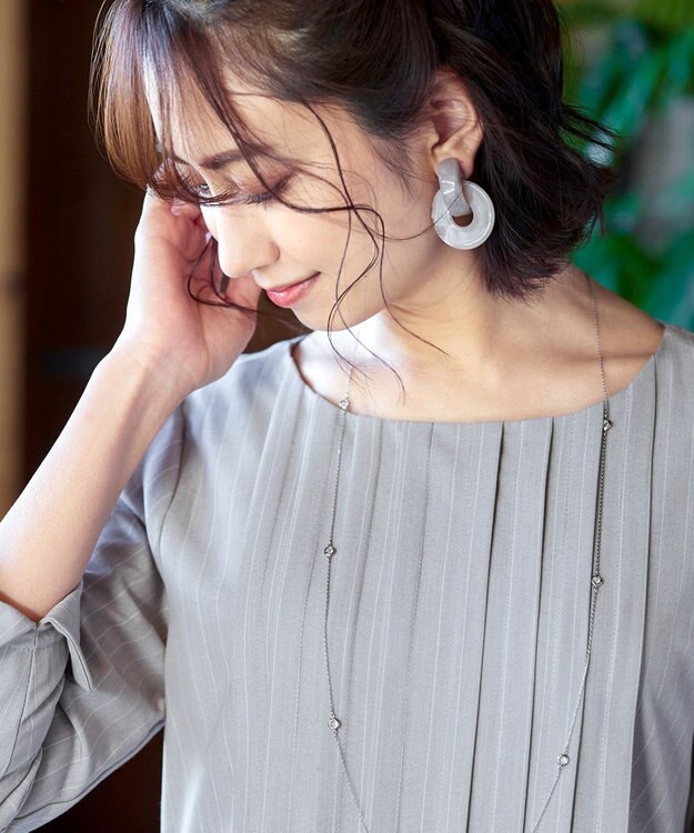 Tiaclasse 【洗える】スタイルアップも叶うピンタックワンピース グレーストライプ