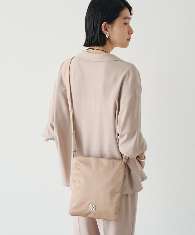 russet バイカラーレザーベルトフラットショルダーバッグ(SF-278) PinkBeige