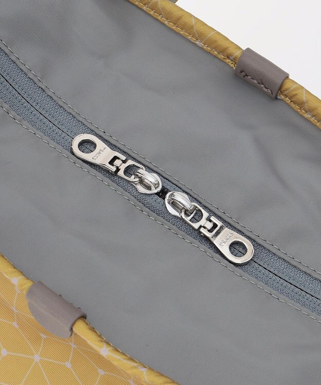 Y'SACCS キュービック×ポイントドット　2WAYトート＆ショルダー　Mサイズ イエロー