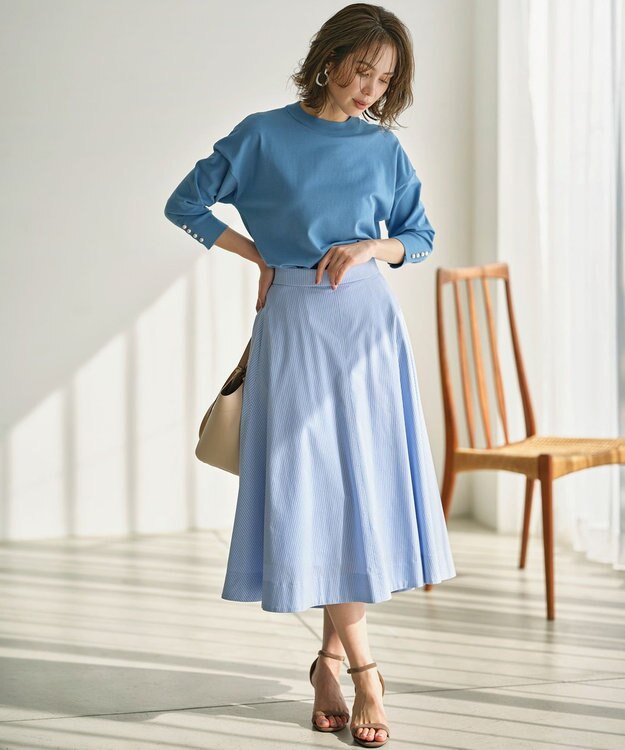 組曲 【セットアップ着用可・WEB限定】コンパクトシャーティング フレアスカート スカイブルー系1
