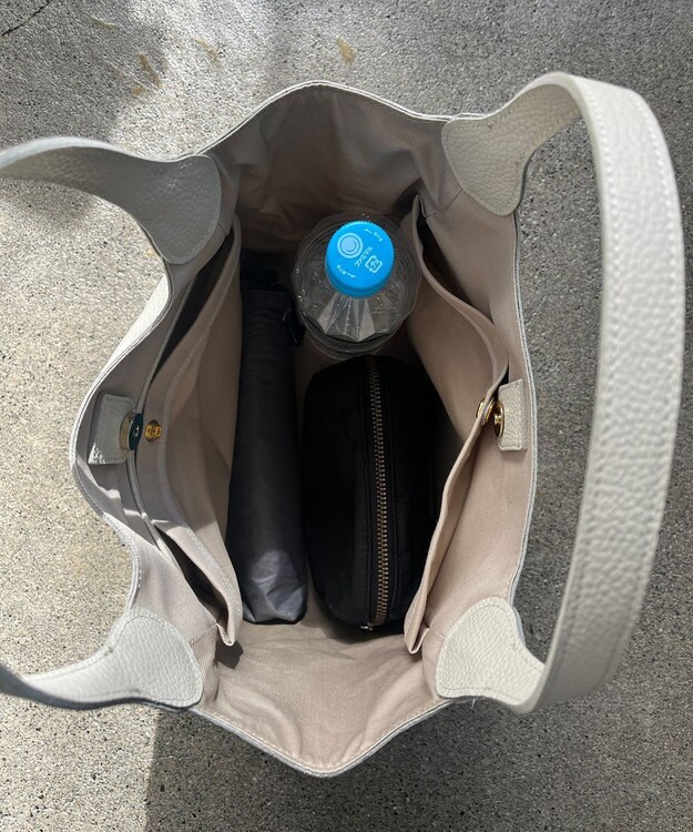 Hekhèr Le Style de Vie 【日本製/セレモニーにも】シュリンクレザー ハンドバッグ medium ホワイト