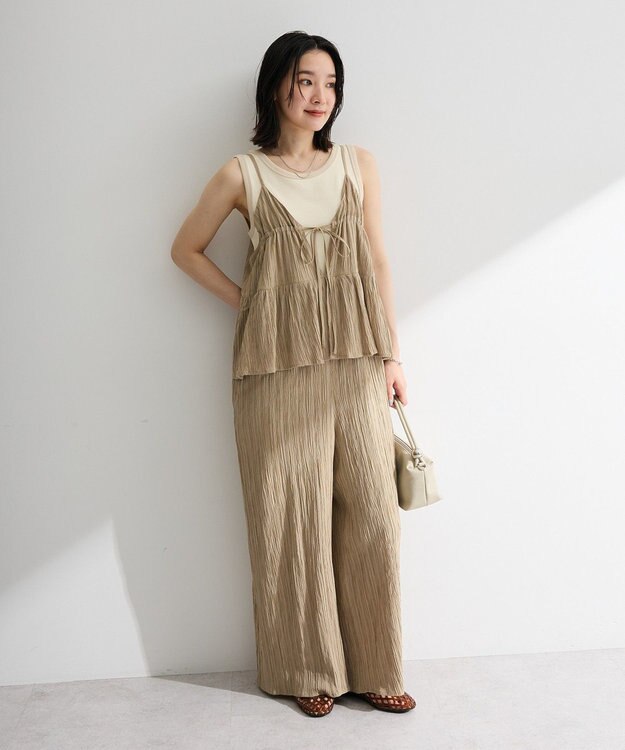 Green Parks ジャガードフリルサロペット Beige