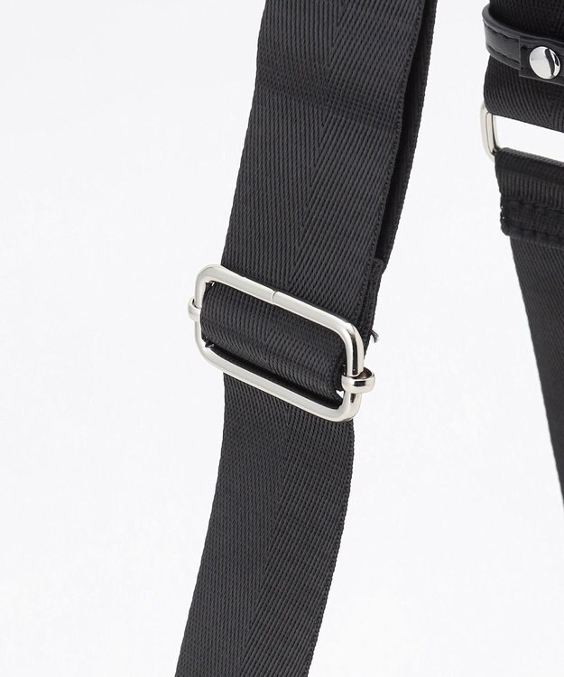 Y'SACCS ドローイングチェック ショルダーバッグ グレー