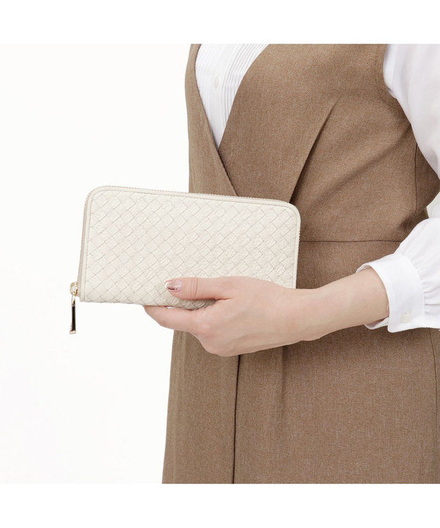 IBIZA マノ　ラウンドファスナー長財布 アイボリー