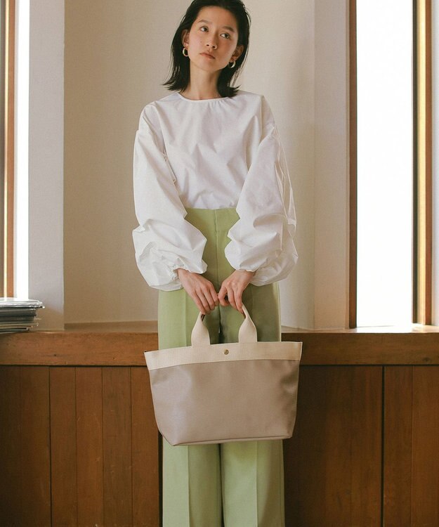 TOPKAPI 【Breath TOPKAPI】リプルネオレザー A4トートバッグ ペールベージュ