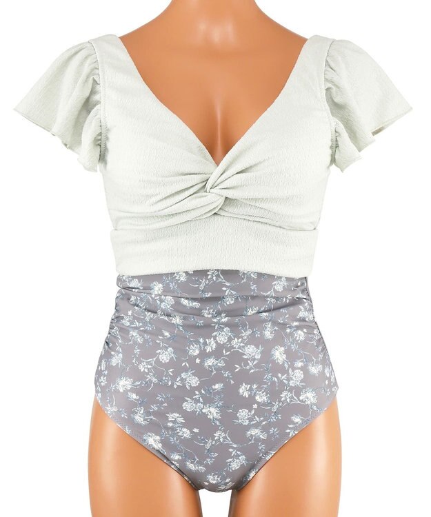 San-ai Resort（三愛水着楽園） 【San-ai Resort×PEACH JOHNコラボ】【ナイスバディ水着】フリルワイヤービキニ　9M・11L グリーングレー