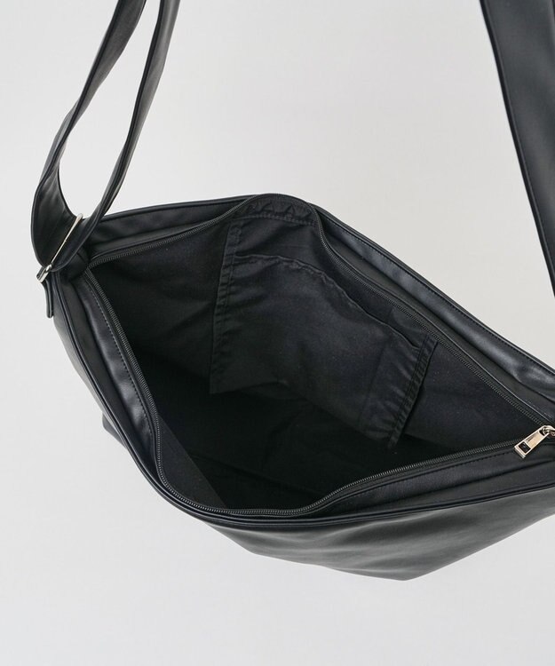 WEGO 【ユニセックス着用ITEM】レザータッチBIGショルダー ブラック