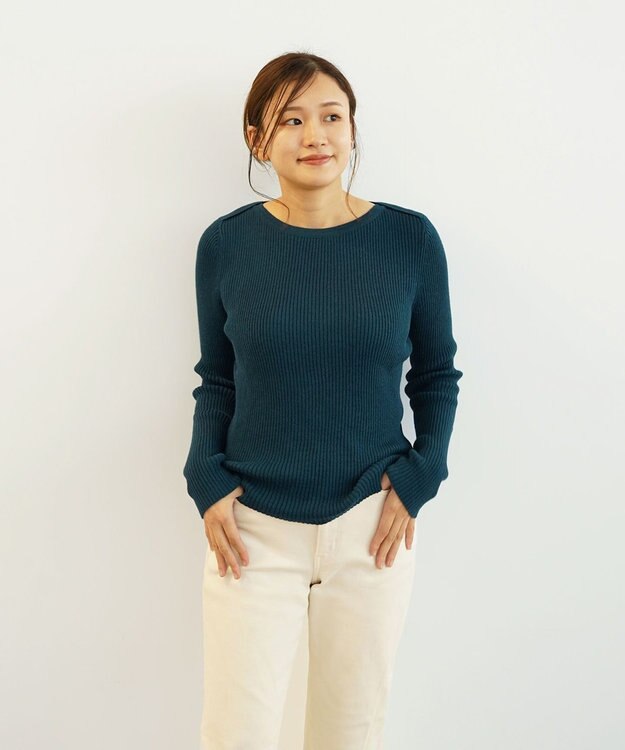 TOQUE 〈大草直子さんアドバイザー〉ベビーアルパカ ミドルゲージ ボートネックニット グリーン