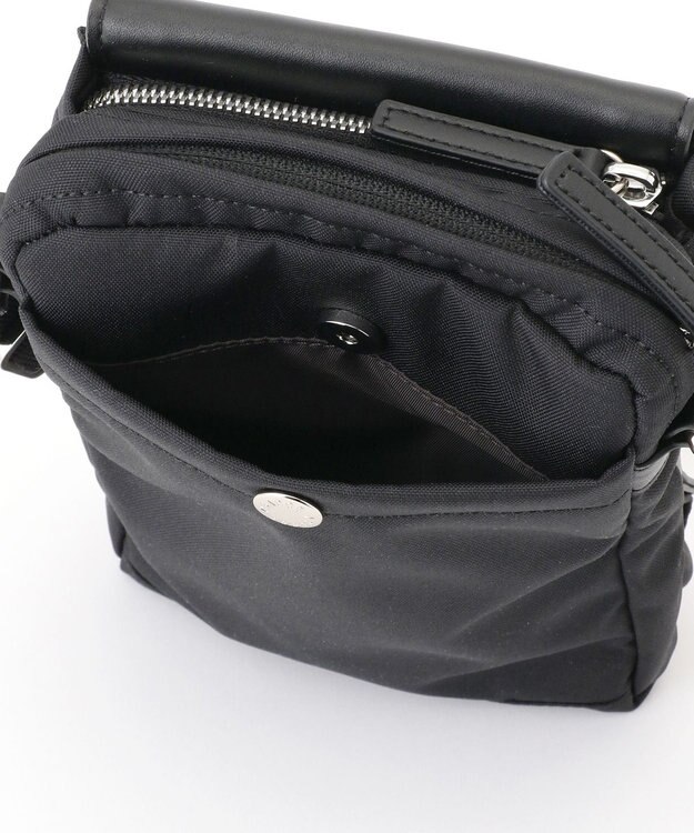 Y'SACCS ベルトスクエアミニマムショルダーバッグ ブラック