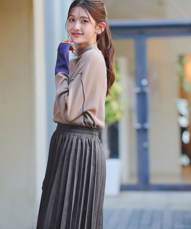 Tiaclasse 【新色追加】スエードポンチプリーツスカート チャコールグレー