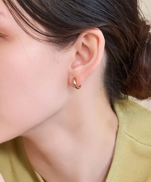 Phoebe 【痛くないシリーズ/金属アレルギー対応】ミニマルストレートフープライトフィットイヤリング　シャンパンゴールド シャンパンゴールド