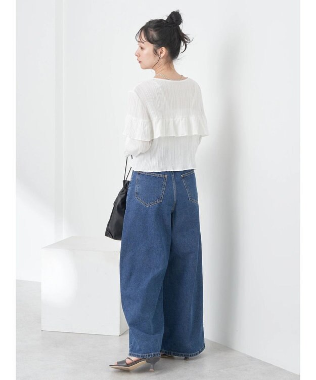 earth music&ecology フリル切替えショートブラウス Off White