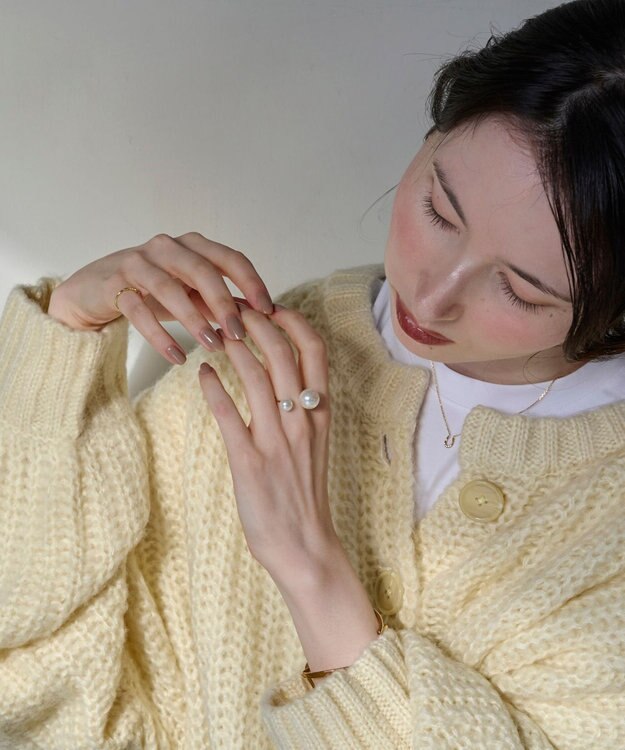 Phoebe 〈シリーズ累計販売10000点突破！〉≪TV番組着用商品≫Eye catchingパールリング ゴールド