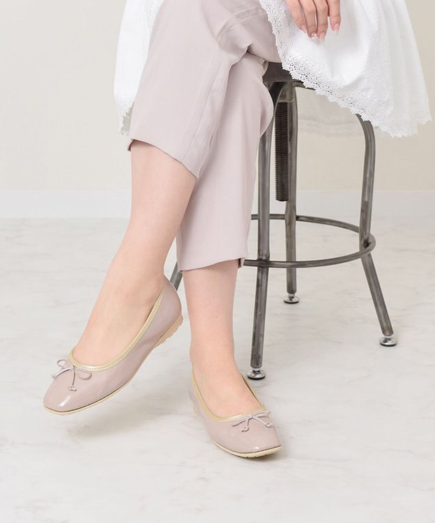 Bridget Birkin ＜3E＞【Bridget Birkin Walk】シンプルリボンバレエパンプス ライトピンクエナメル