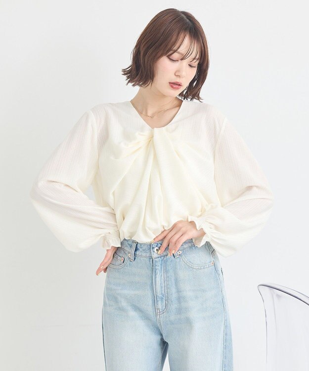 earth music&ecology フロントツイストブラウス Ivory