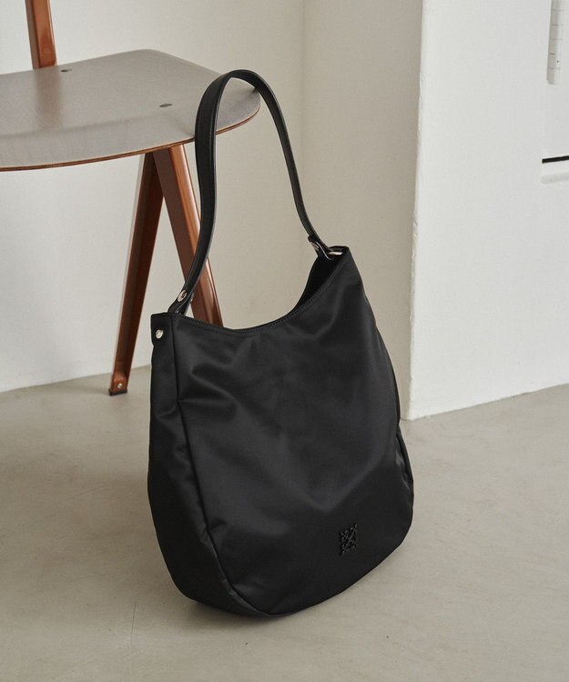 russet クラウズナイロン 縦長2WAYショルダーバッグ(CE-1623) Black