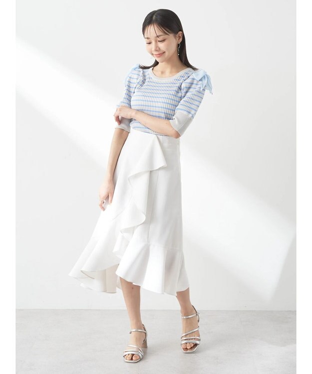 earth music&ecology アシメペプラムフレアバックレースミディ丈スカート White