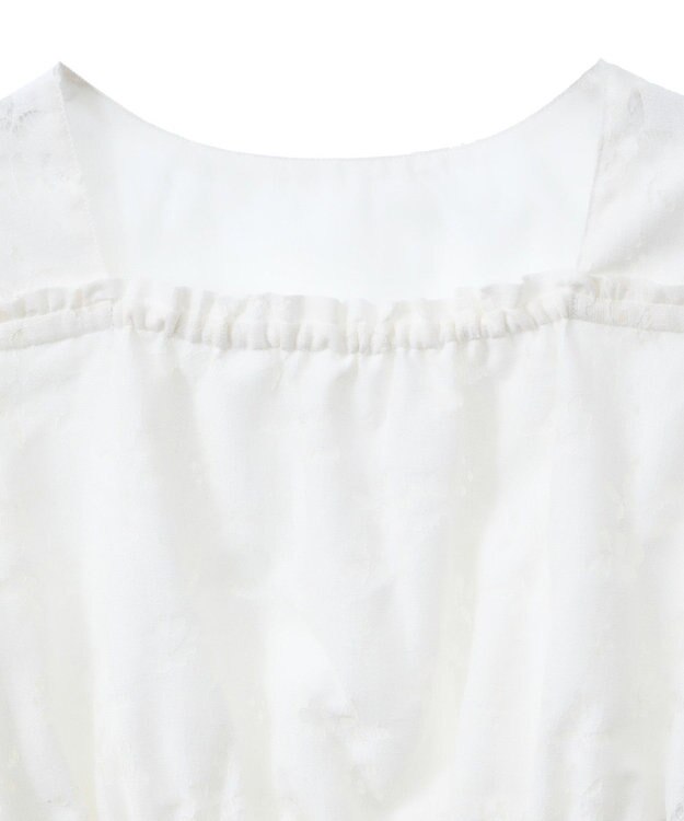 earth music&ecology 透かし花柄ブラウス Ivory