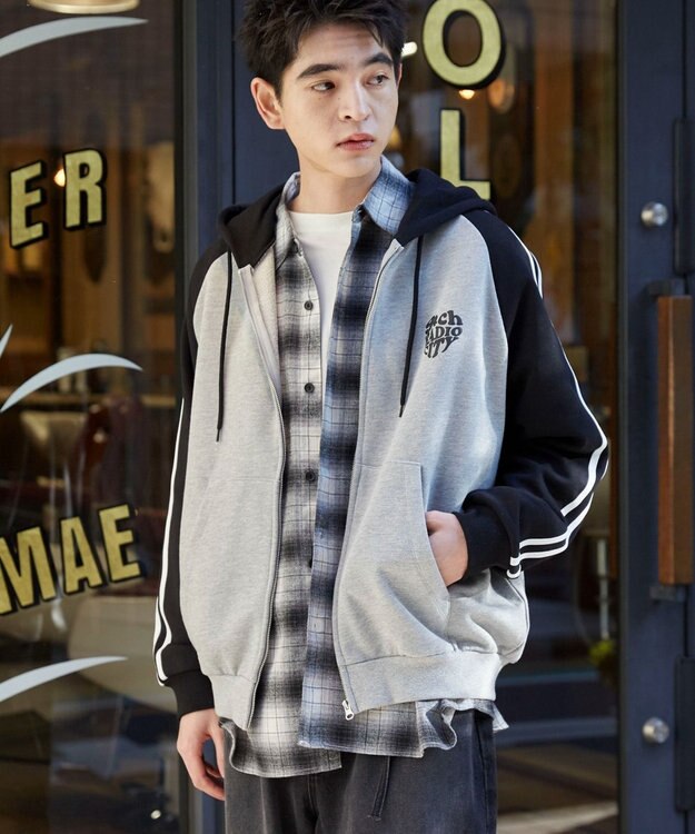 WEGO 【ユニセックス着用ITEM】ラグラングラフィックZIPパーカー ブラック