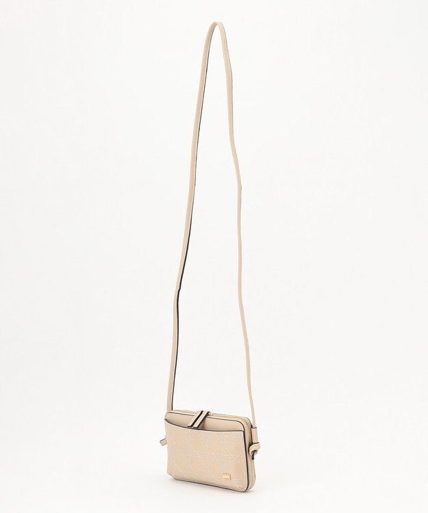 LA BAGAGERIE 【レザー×ステッチ】スクエアマルチポシェット アイボリー