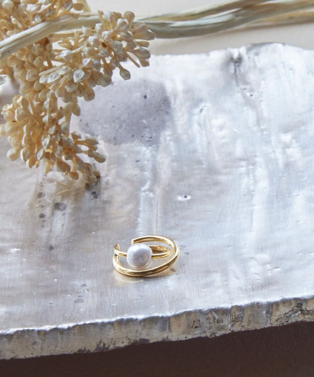 Tiaclasse パールイヤーカフ ゴールド