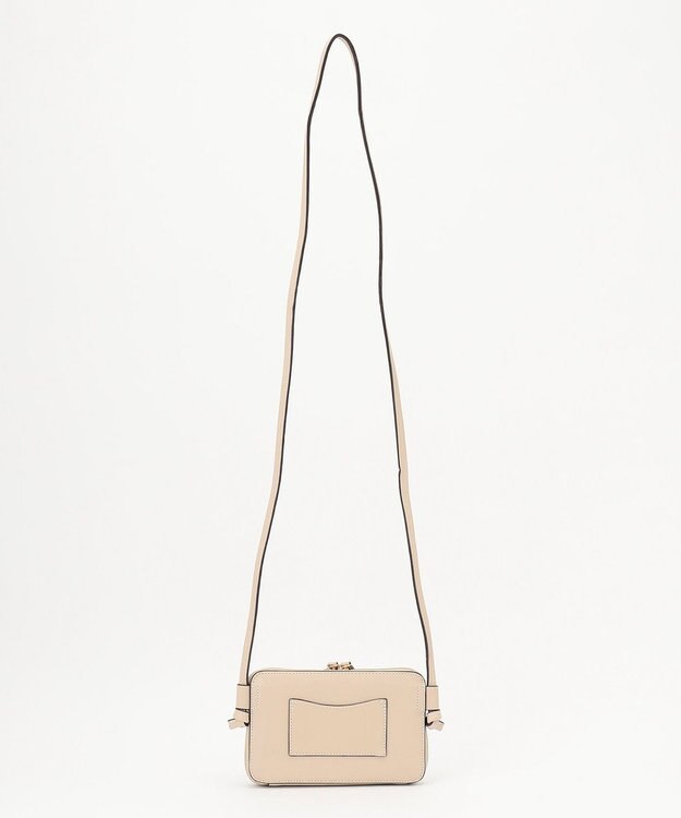 LA BAGAGERIE 【レザー×ステッチ】スクエアマルチポシェット アイボリー