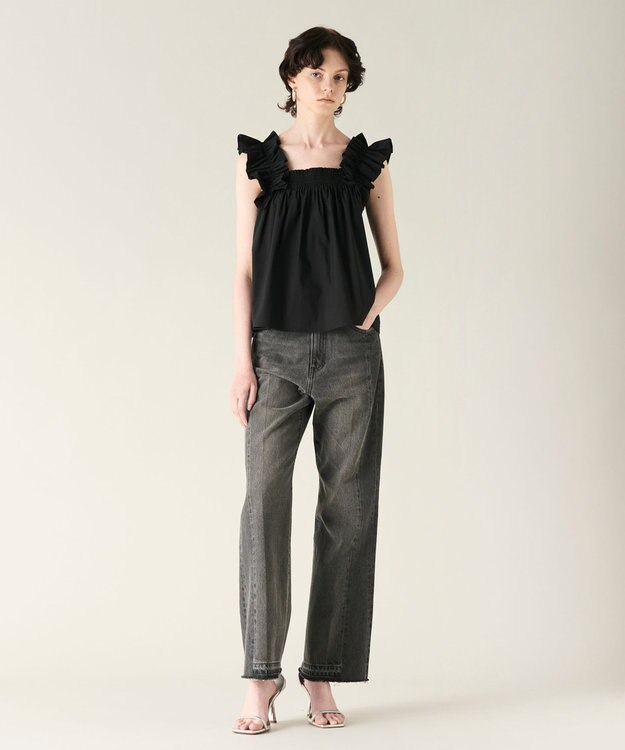 GRACE CONTINENTAL ショルダーフリルトップ ブラック