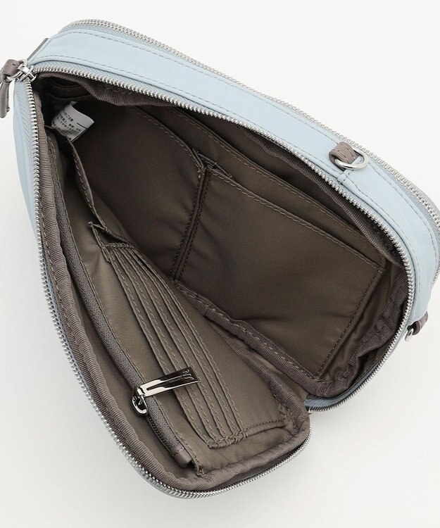 Y'SACCS ナイロン×リサイクルレザー　コンビマルチポシェット ライトブルー