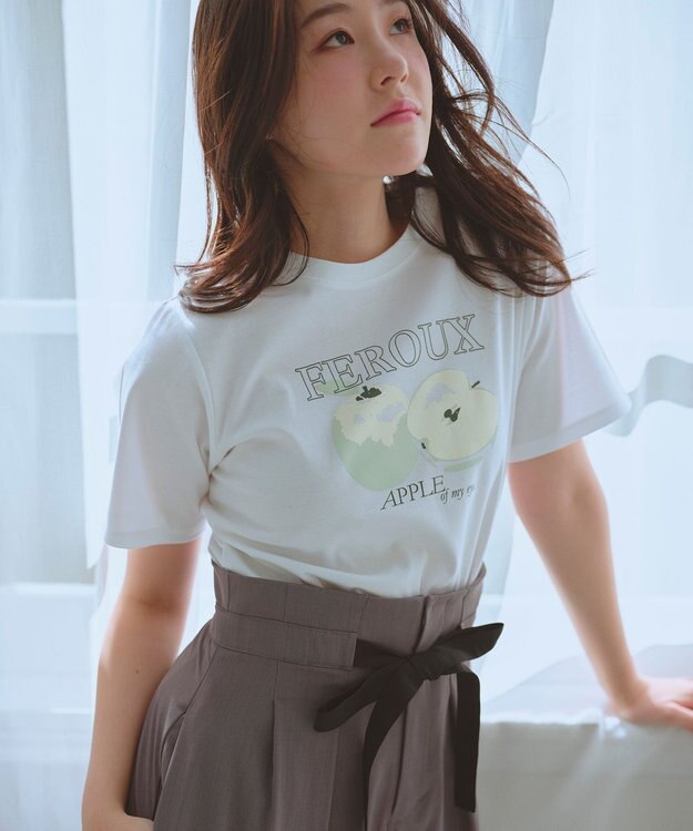 Feroux フルーツモチーフプリント Tシャツ ホワイト系