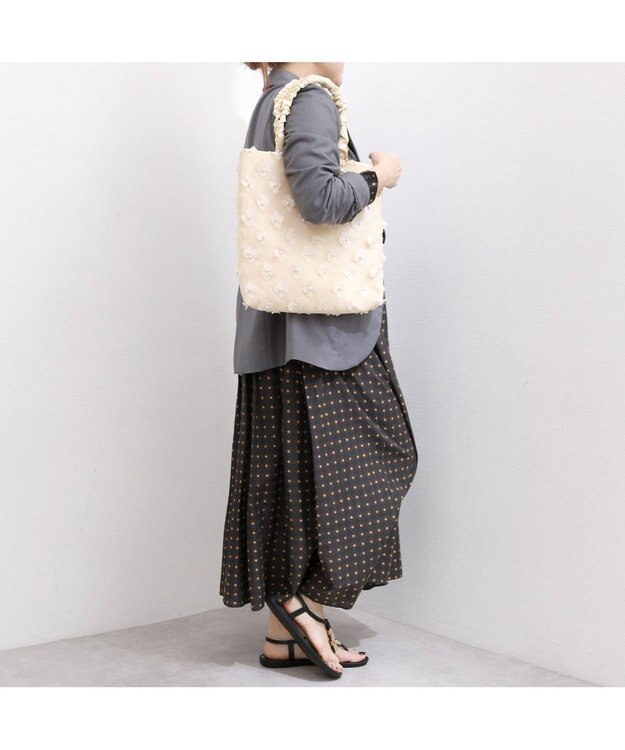 UNBILLION カシュカシュ cachecache / 3Dフラワー刺繍トート LBE
