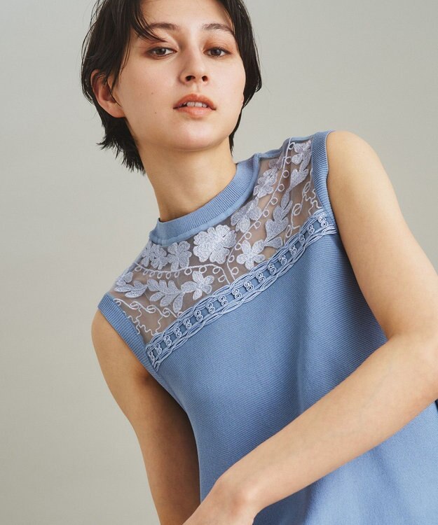 GRACE CONTINENTAL フラワーコードニットトップ ブルー