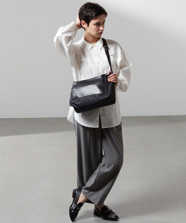 Y'SACCS ナイロン×リサイクルレザー　コンビマルチショルダー ブラック