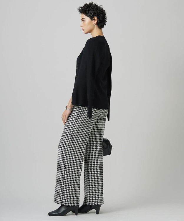 ICB L 【洗える】エクストラファインメリノ Vネックカーディガン ブラック系