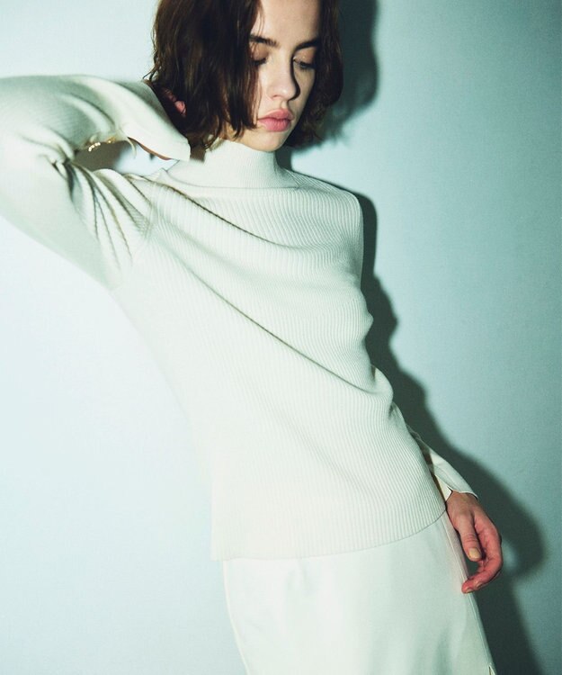 GRACE CONTINENTAL ビジューリブニットトップ ホワイト