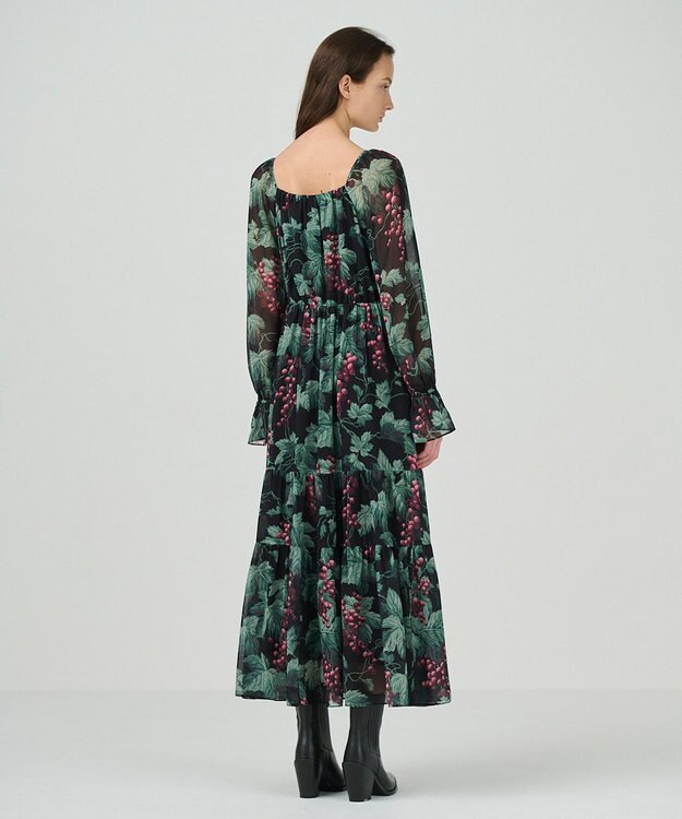 GRACE CONTINENTAL グレーププリントティアードワンピース ブラック