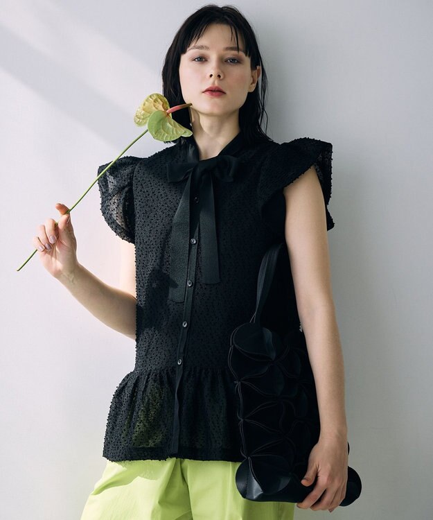 自由区 【カトリエムブーケ】Expression delicate ボウタイチュールトップス ブラック