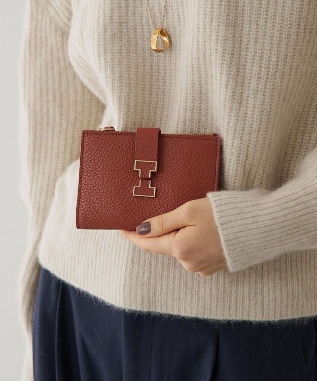 IACUCCI アバ ハーフウォレット♡美品♡ IACUCCI 財布 アバ ハーフウォレット CERVO レディース