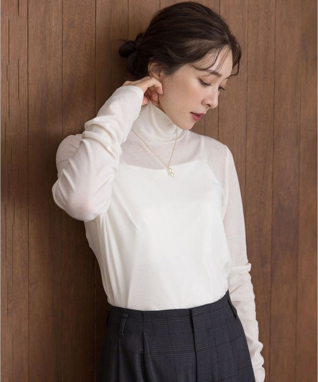 組曲 L ハイツイストシアー インナータートル ホワイト系