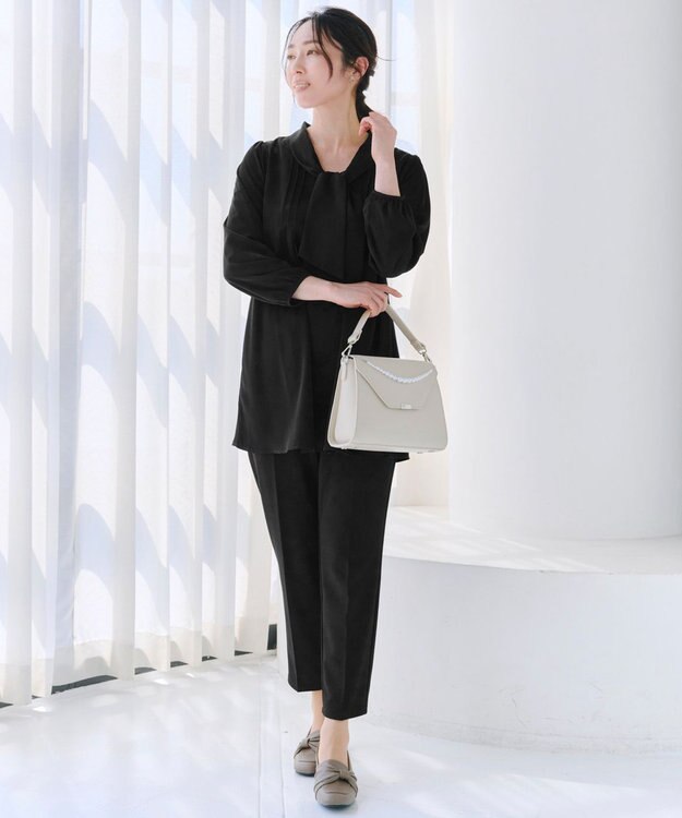 Tiaclasse L 【UVカット・吸水速乾】 “きれい見え” カットソーテーパードパンツ ブラック